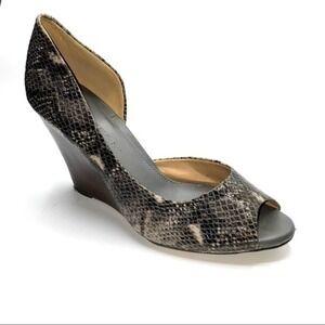 Banana republic 6.5 heels wedges snake skin shoes